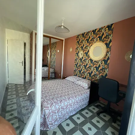 Proche Commerce Et Universite 1 Bed & Breakfast Brest